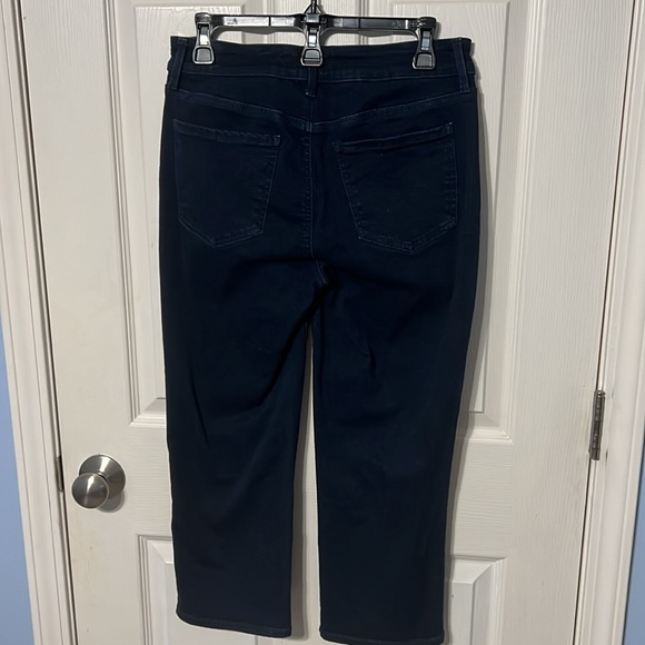 EUC NYDJ Cropped Jeans - Picture 4 of 7
